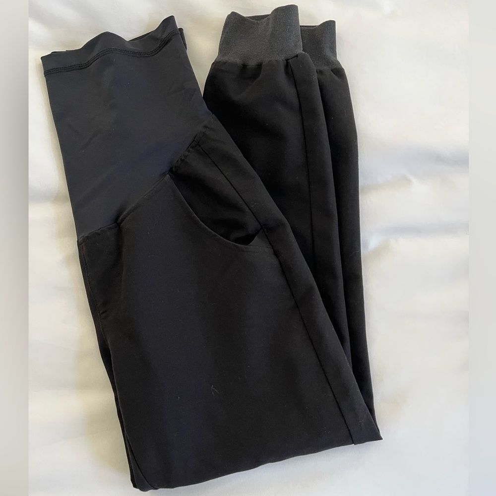 Women’s figs Zamora jogger maternity scrub pants gray XS petite